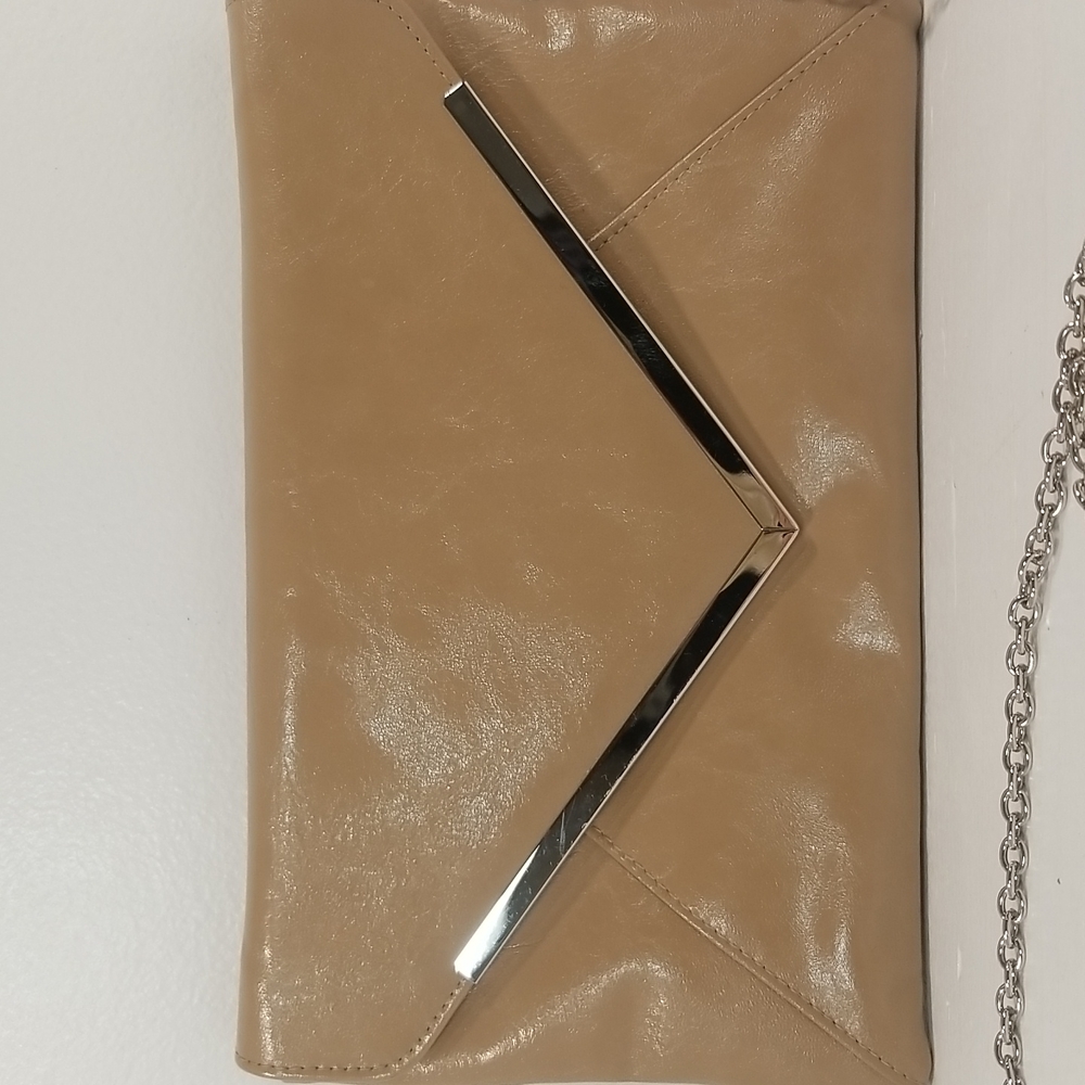 INC Lilly Beige Faux Leather Gold Chain Clutch Shoulder Bag - Picture 2 of 13